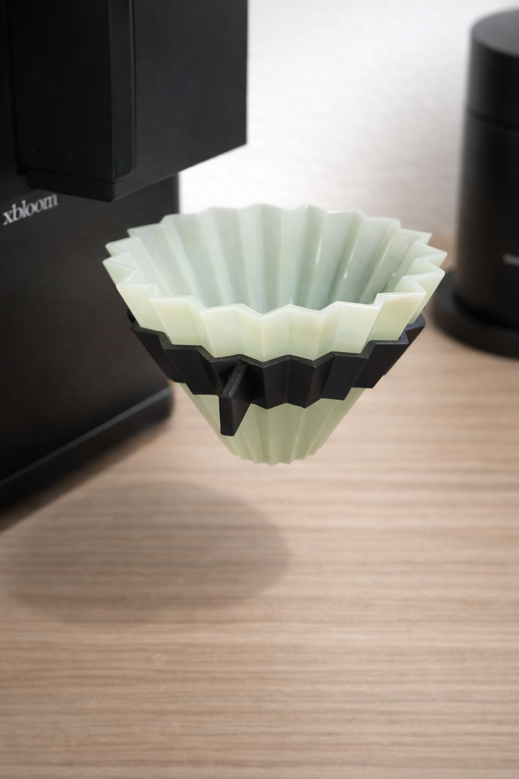 OG - V60 حامل اوريقامي